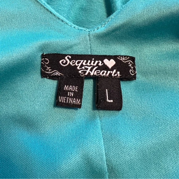 Sequin Hearts Dress - Picture 7 of 8